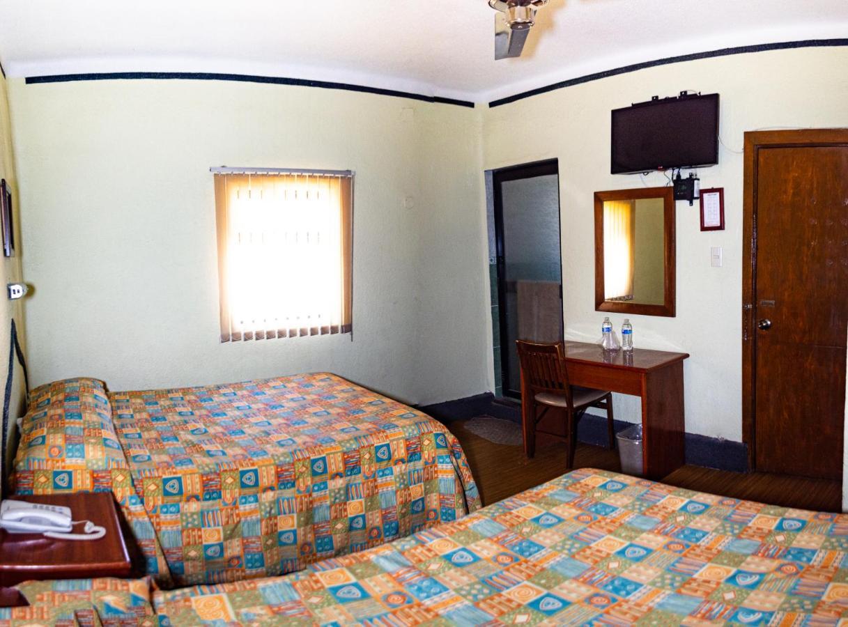 Hotel Guadalajara サン・ルイス・ポトシ エクステリア 写真